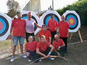 Die Bogensport-Gruppe vom CJD Erfurt